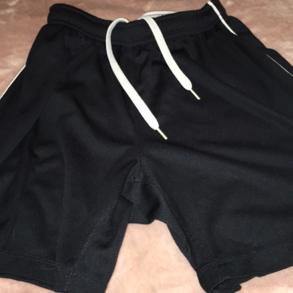 super soft under armour basketball shorts! $8